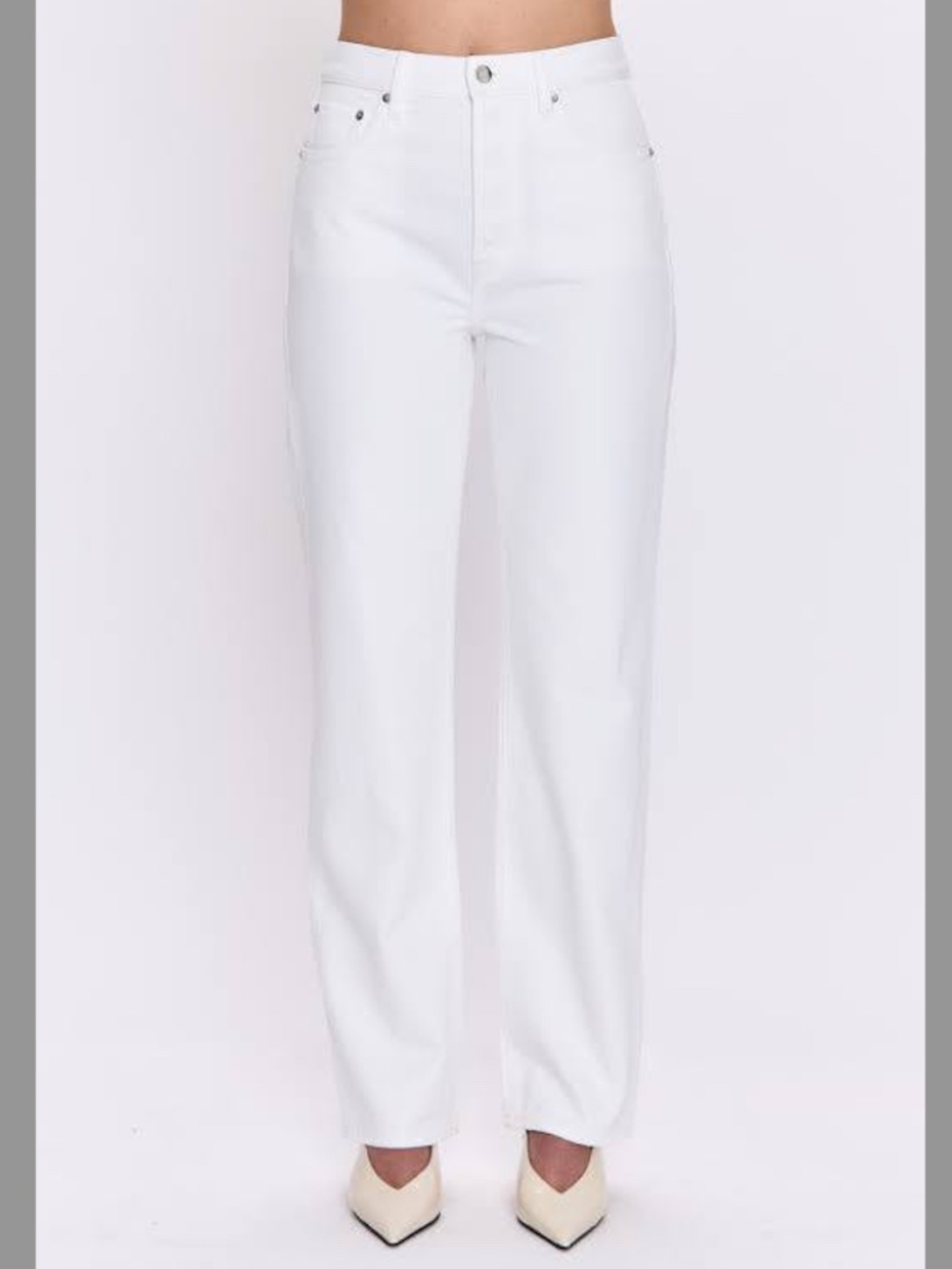 BRAND NEW Pistola White Straight Leg Jeans in Size 25